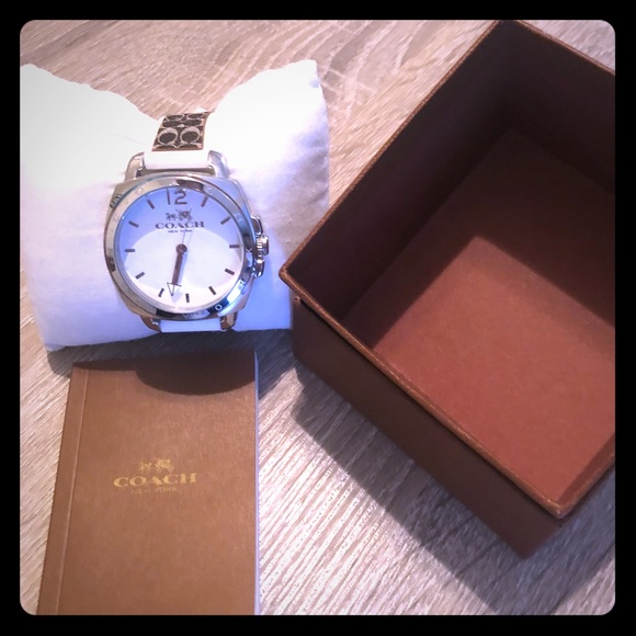 Coach watch - Picture 1 of 2